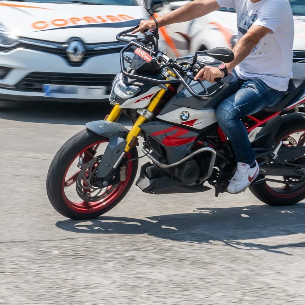 Carnet de moto en Ferrol